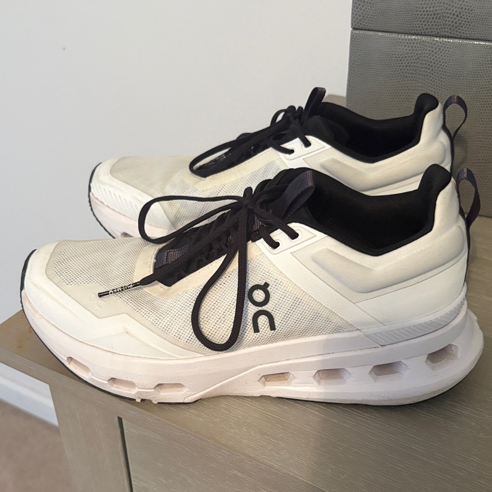 Women’s On Cloud Sneakers